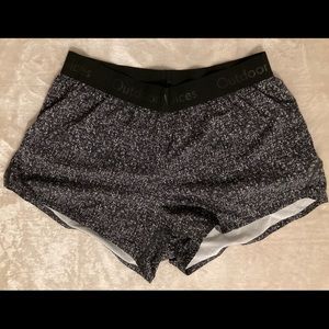 Outdoor Voices - Relay 3" Short